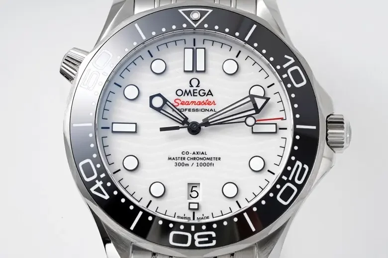 VS Factory Omega Seamaster 300M White Dial Steel - High-Quality VSF Watches