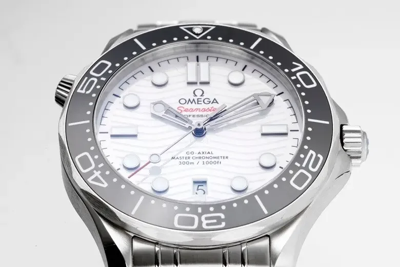 VS Factory Omega Seamaster 300M White Dial Steel - High-Quality VSF Watches