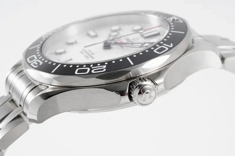 VS Factory Omega Seamaster 300M White Dial Steel - High-Quality VSF Watches