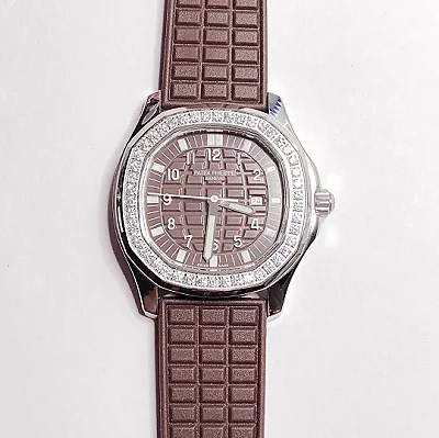 Patek Philippe Aquanaut Quartz Brown Super Clone Replica Watch