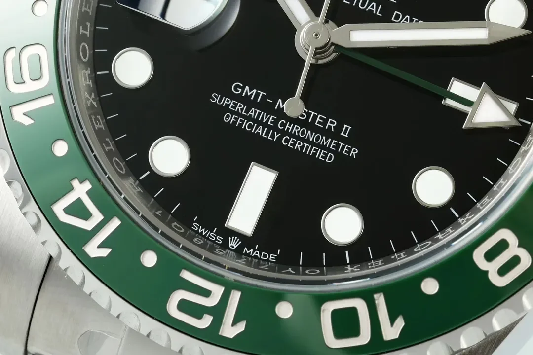 VS Factory Super Clone Rolex GMT-Master II 40mm Stainless Steel Super Clone Watch with Green and Black Ceramic Bezel, Black