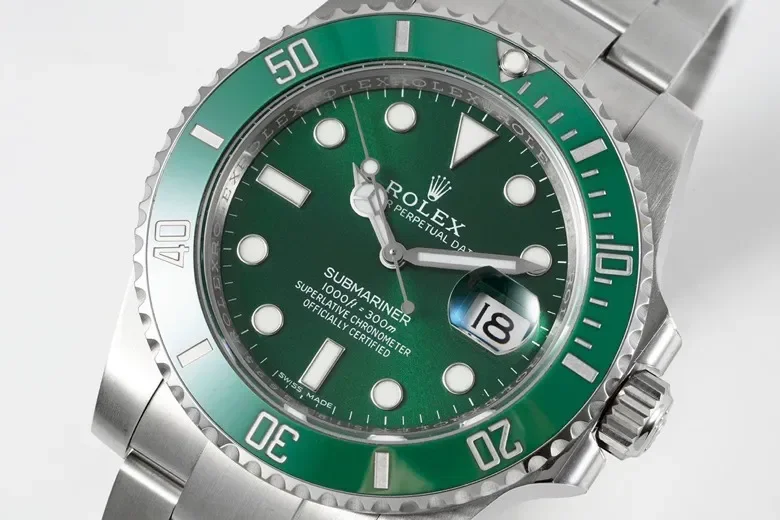VS Factory Rolex Submariner 40mm Date Hulk Green Ceramic Bezel Stainless Steel Oyster Bracelet Watch