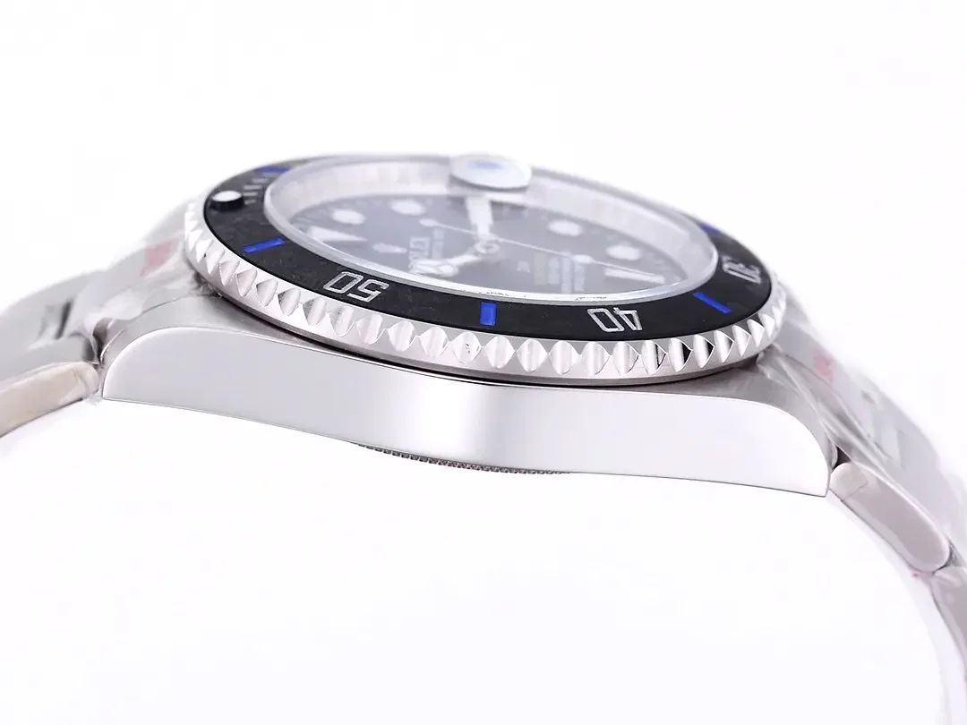 Rolex Submariner PARAKEET - Custom Blue Gradient Dial, Carbon Fiber Bezel, Stainless Steel Luxury Watch by VSF Watches