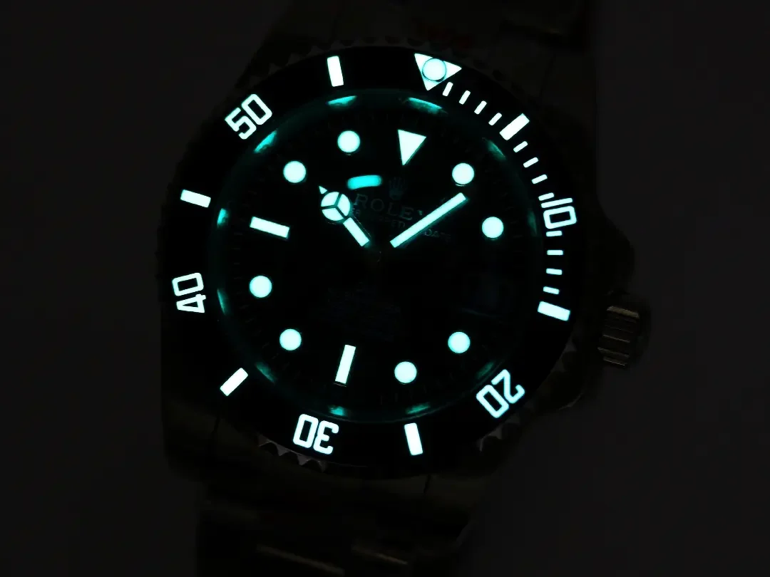 Rolex Submariner PARAKEET - Custom Black Gradient Green Dial with Red Bezel - 904L Stainless Steel by VSF Watches Official Store