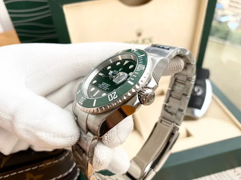 Rolex Submariner Ceramic Bezel Automatic 40mm