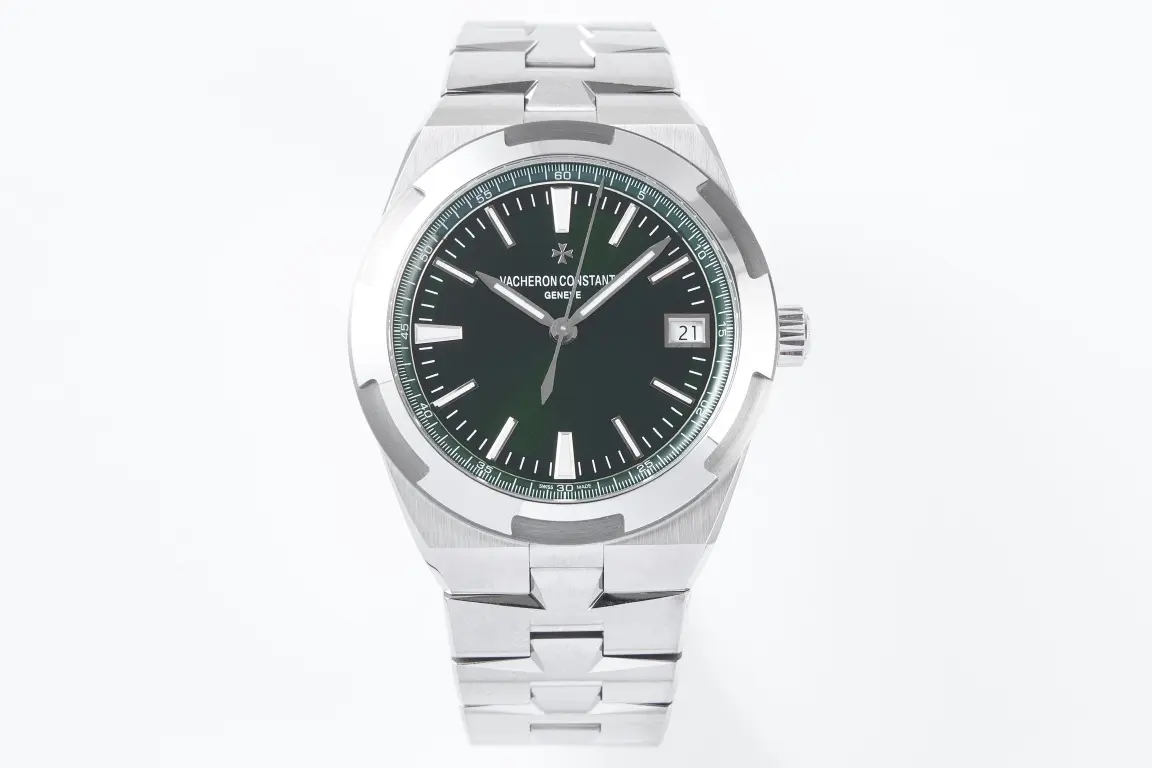JJ Factory Vacheron Constantin Overseas 4500V Series - 41mm Stainless Steel Watch with Green Dial and Steel Bracelet - Best Super Clone Watch